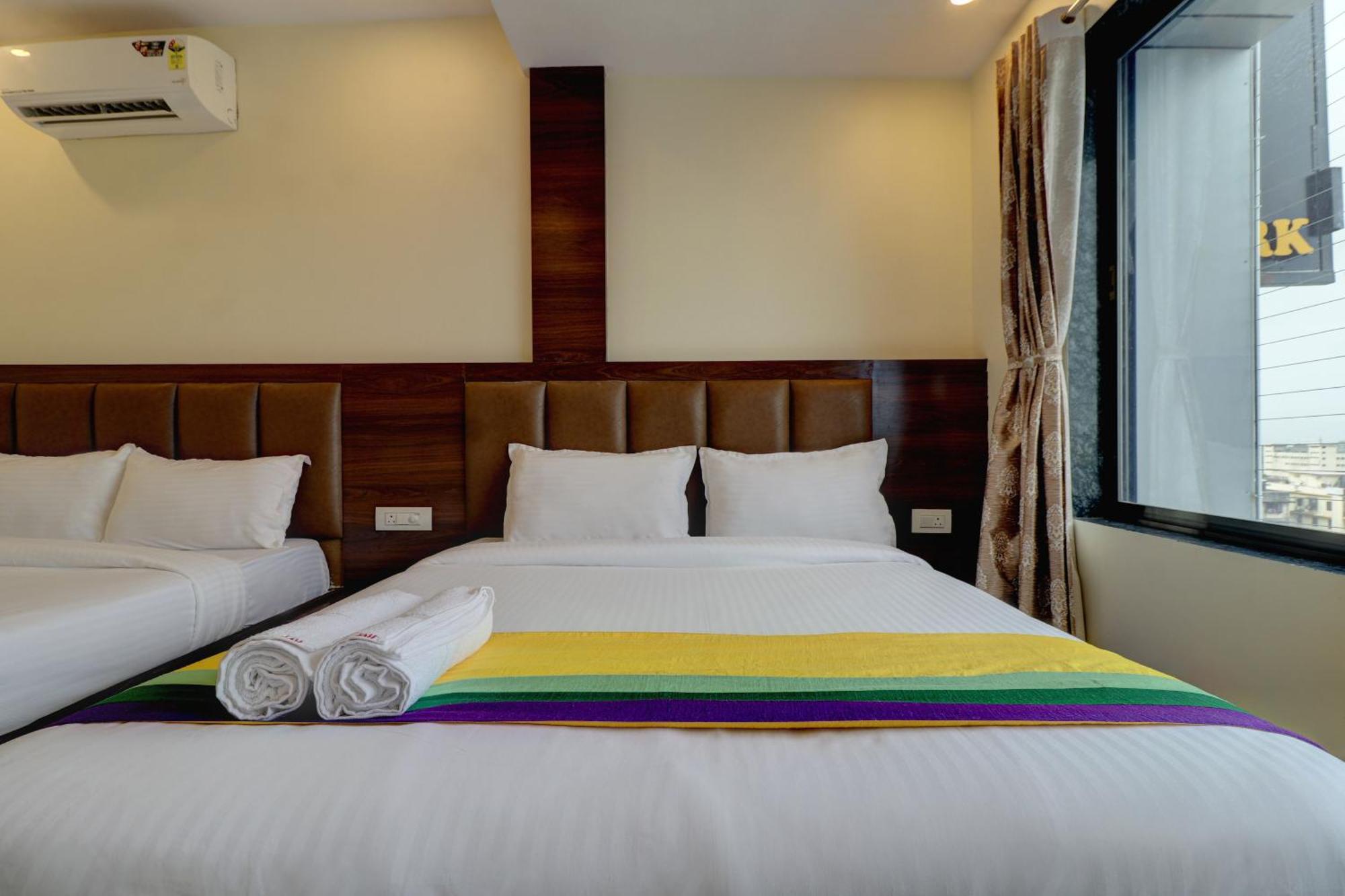 Hotel Dolphin- Fort Mumbai Zimmer foto