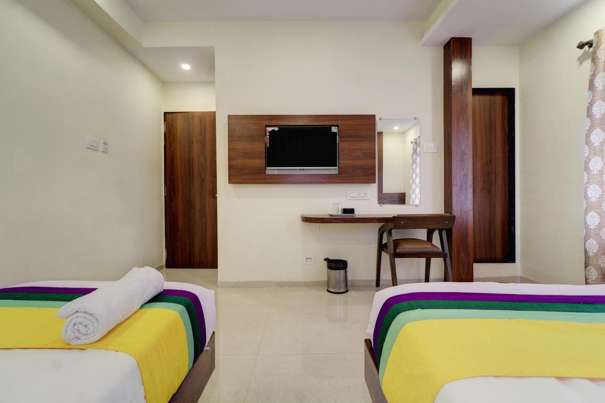 Hotel Dolphin- Fort Mumbai Zimmer foto