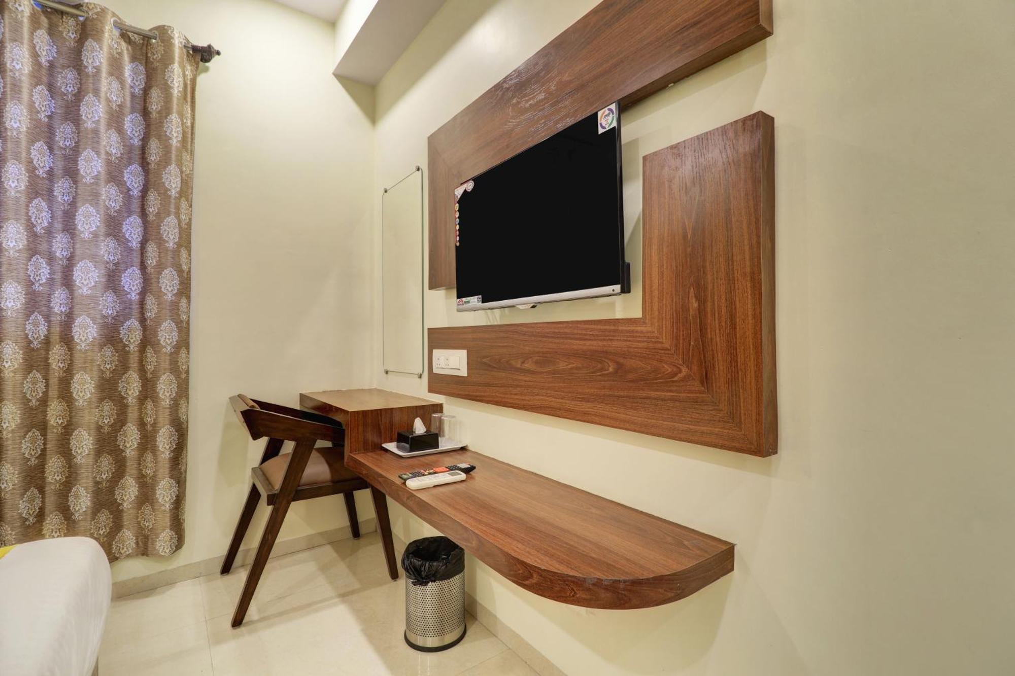 Hotel Dolphin- Fort Mumbai Zimmer foto